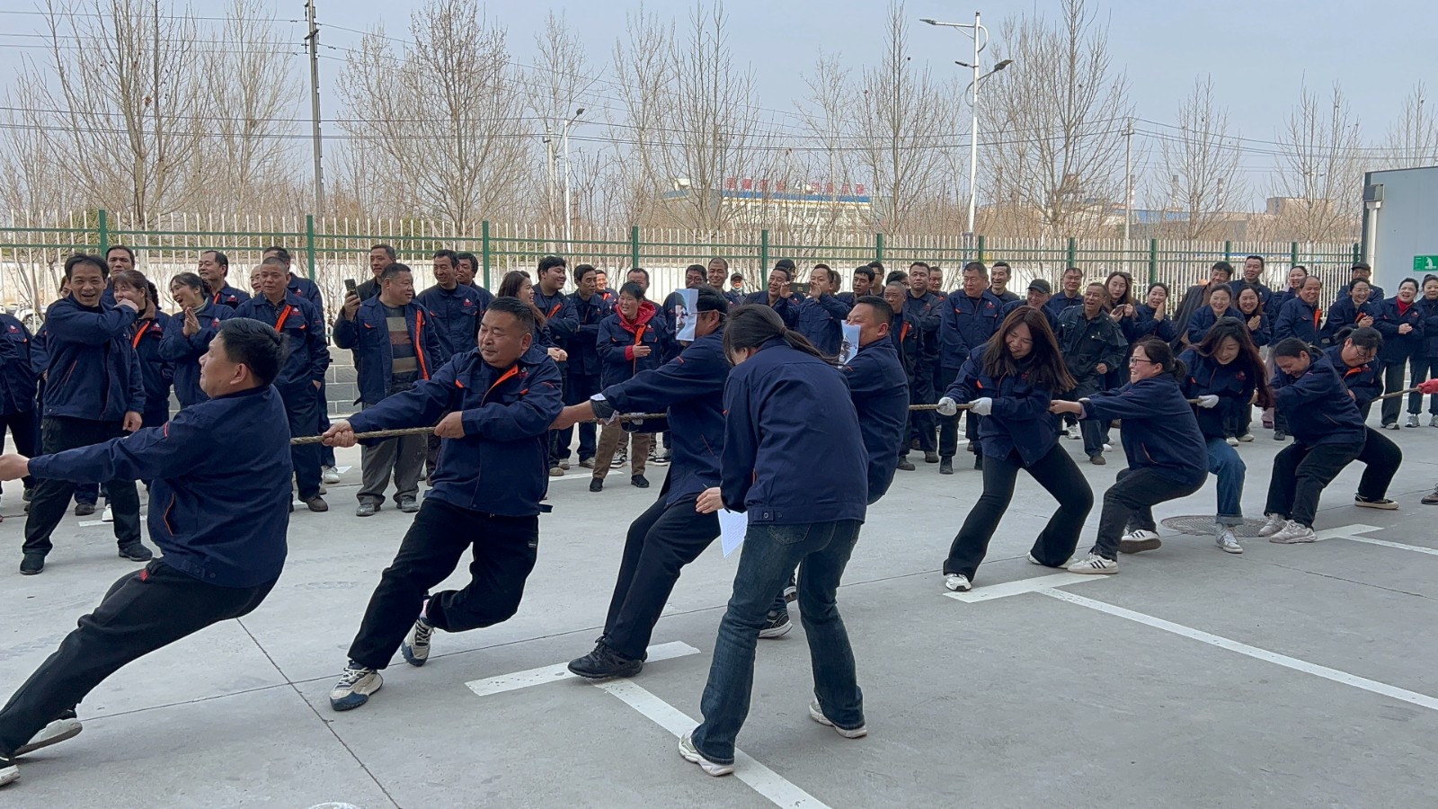 巾幗綻芳華，共慶三八節(jié)